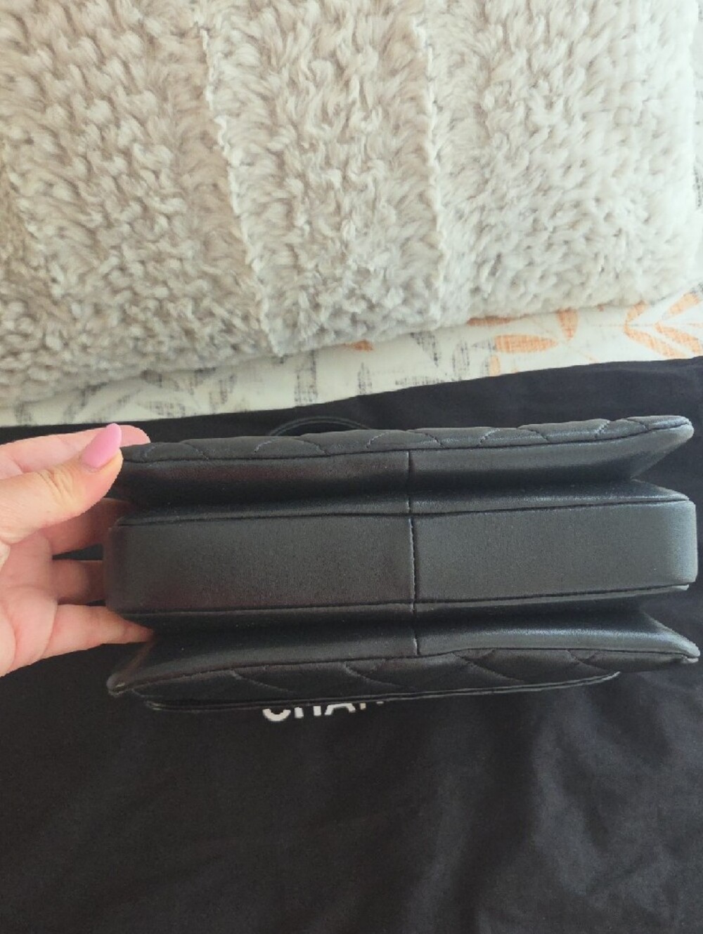 CHANEL Black Lambskin Trendy CC - Picture 15 of 17